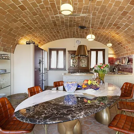 Villa Gabiano Villa Sleeps 8 With Pool Air Con And Wifi *