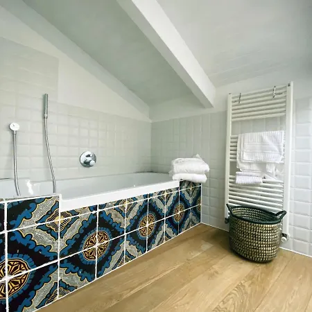 Gabiano Villa Sleeps 8 With Pool Air Con And Wifi