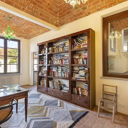 Gabiano Villa Sleeps 8 With Pool Air Con And Wifi Gabiano