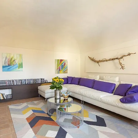 Gabiano Villa Sleeps 8 With Pool Air Con And Wifi